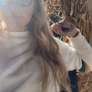 Meet your Posher, Avery